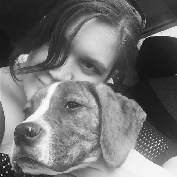 Meet your Posher, Jennifer - Picture 1 of 6